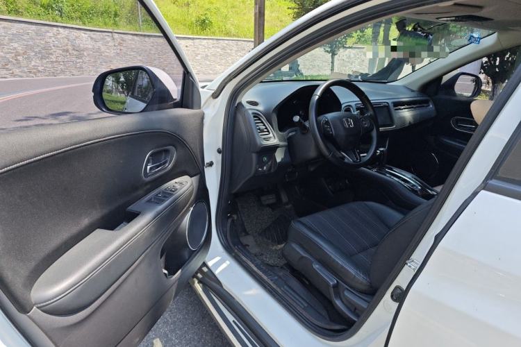 Used Honda Vezel 2015 1.8L CVT 2WD Luxury Model Driver Seat