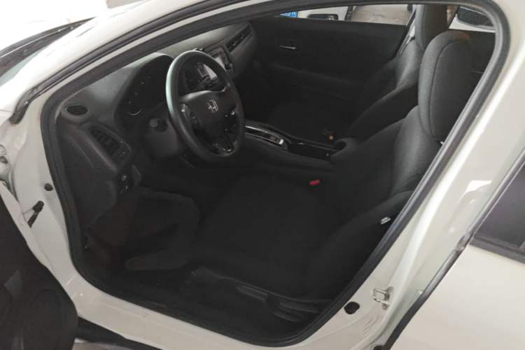 Used Honda Vezel 2015 1.5L CVT two-wheel drive Comfort trim Driver Seat