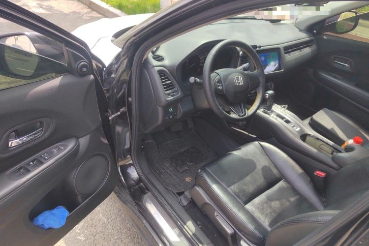 Used Honda Vezel 2015 1.5L CVT two-wheel drive Comfort trim Driver Seat
