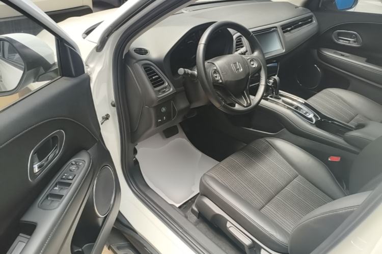 Used Honda Vezel 2015 1.8L CVT 2WD Luxury Model Driver Seat