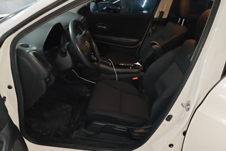 Used Honda Vezel 2015 1.5L CVT two-wheel drive Comfort trim Driver Seat