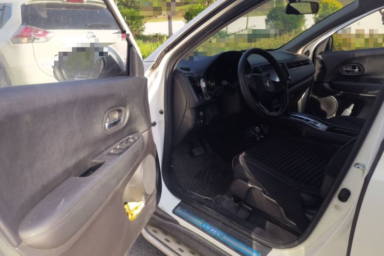 Used Honda Vezel 2015 1.8L CVT 2WD Elite Model Driver Seat