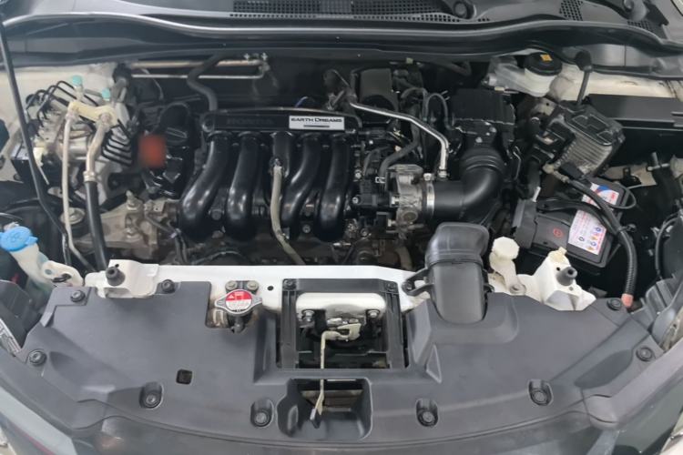 Used Honda Vezel 2015 1.5L CVT two-wheel drive Comfort trim Engine Bay