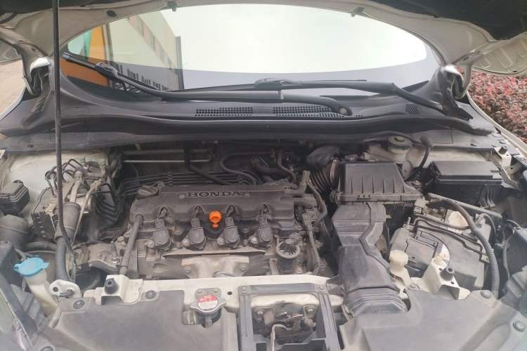 Used Honda Vezel 2015 1.8L Manual Two-Wheel Drive Elite Version Engine Bay