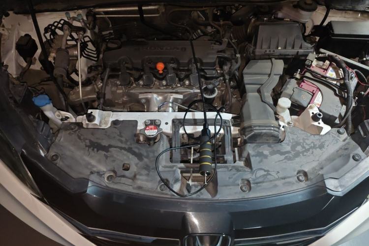 Used Honda Vezel 2015 1.8L CVT 2WD Elite Model Engine Bay