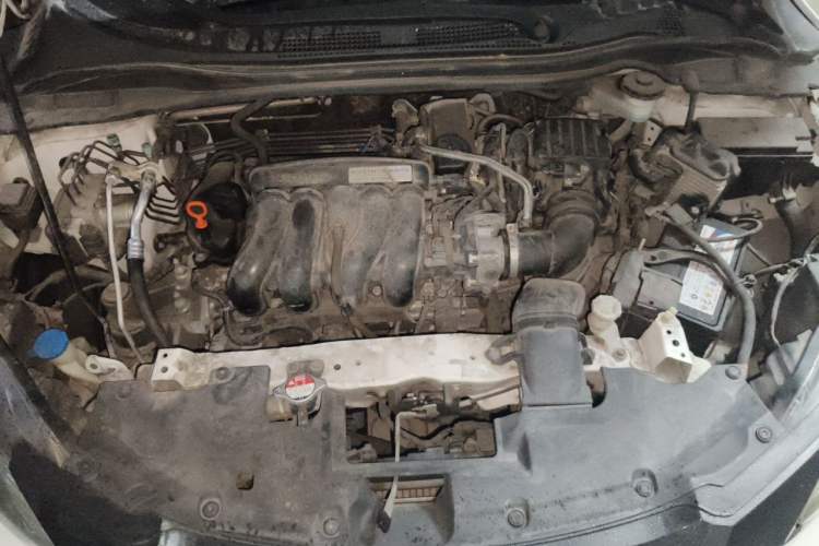 Used Honda Vezel 2015 1.5L CVT two-wheel drive Comfort trim Engine Bay