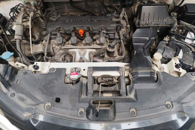 Used Honda Vezel 2015 1.8L CVT Four-Wheel Drive Flagship Model Engine Bay