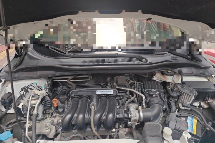 Used Honda Vezel 2015 1.5L CVT two-wheel drive Comfort trim Engine Bay