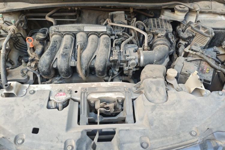 Used Honda Vezel 2015 1.5L CVT two-wheel drive Comfort trim Engine Bay
