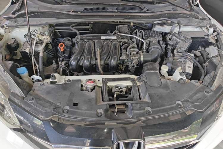 Used Honda Vezel 2015 1.5L CVT two-wheel drive Comfort trim Engine Bay