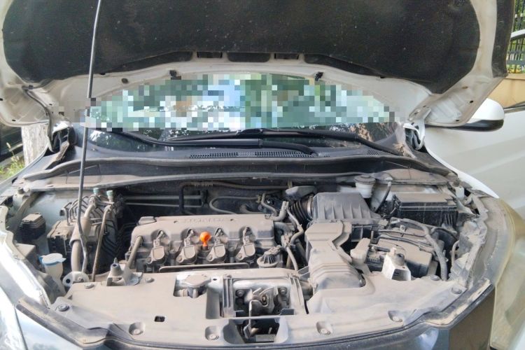 Used Honda Vezel 2015 1.8L CVT 2WD Elite Model Engine Bay