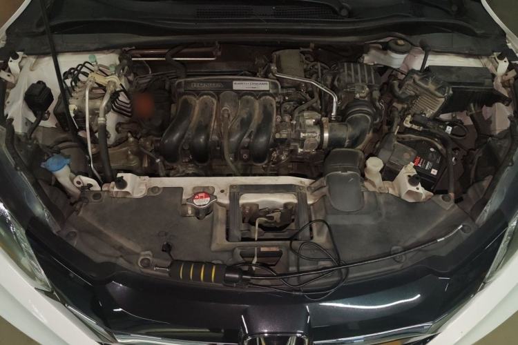 Used Honda Vezel 2015 1.5L CVT two-wheel drive Comfort trim Engine Bay