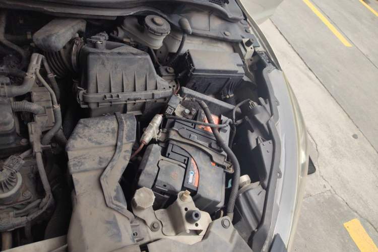 Used Honda Vezel 2015 1.8L CVT Four-Wheel Drive Flagship Model Engine Bay Left