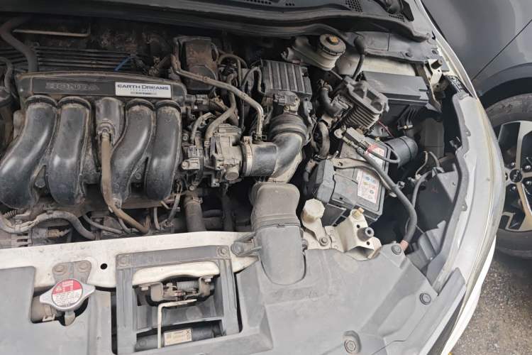 Used Honda Vezel 2015 1.5L CVT two-wheel drive Comfort trim Engine Bay Left