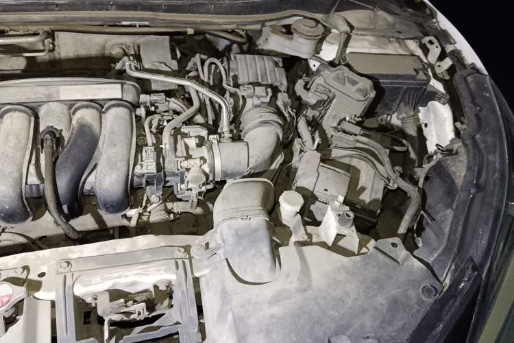 Used Honda Vezel 2015 1.5L CVT two-wheel drive Comfort trim Engine Bay Left