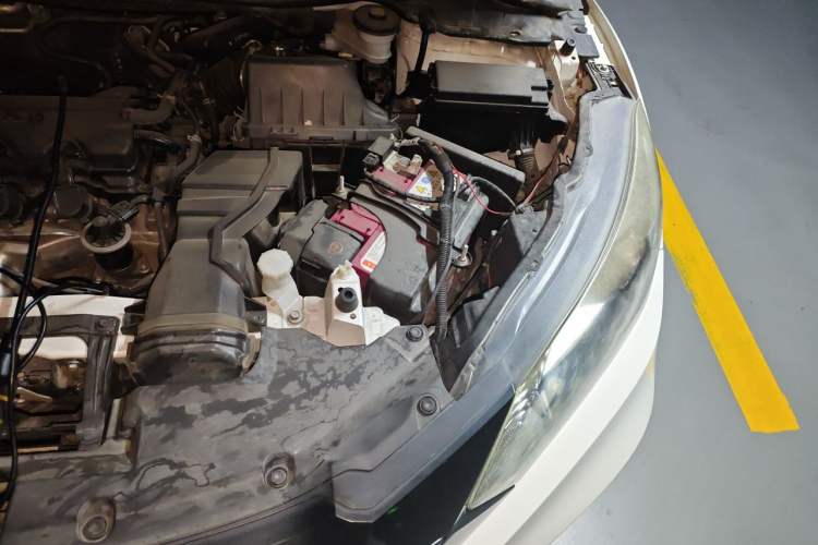 Used Honda Vezel 2015 1.8L CVT 2WD Elite Model Engine Bay Left