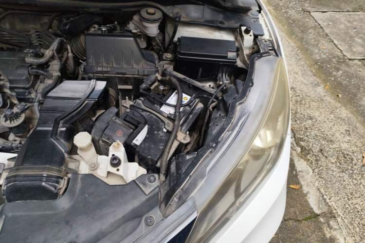 Used Honda Vezel 2015 1.8L CVT Four-Wheel Drive Flagship Model Engine Bay Left