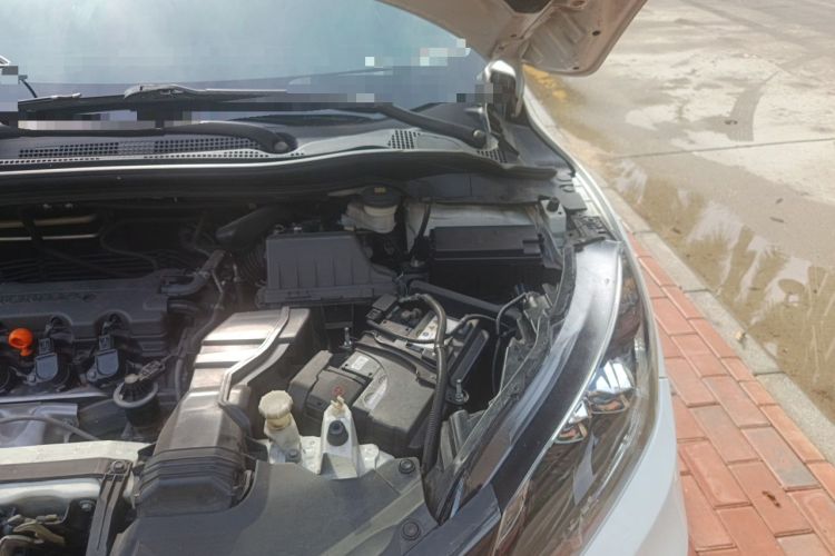 Used Honda Vezel 2015 1.8L CVT 2WD Luxury Model Engine Bay Left