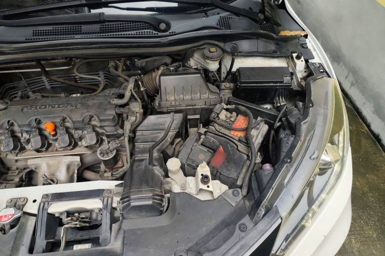 Used Honda Vezel 2015 1.8L CVT 2WD Luxury Model Engine Bay Left