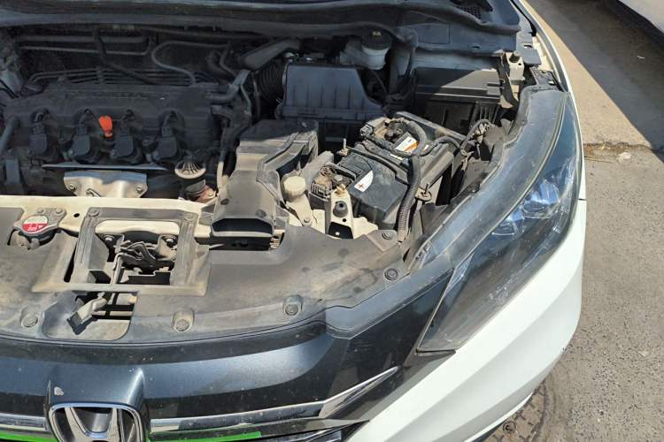 Used Honda Vezel 2015 1.8L CVT 2WD Luxury Model Engine Bay Left