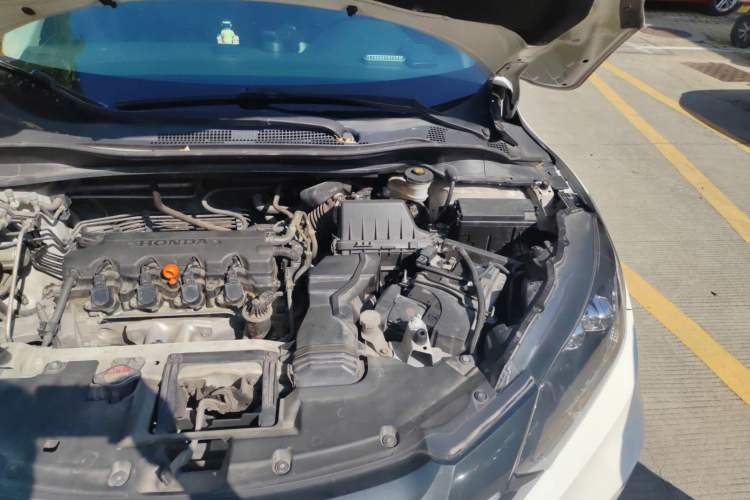 Used Honda Vezel 2015 1.8L CVT Four-Wheel Drive Flagship Model Engine Bay Left