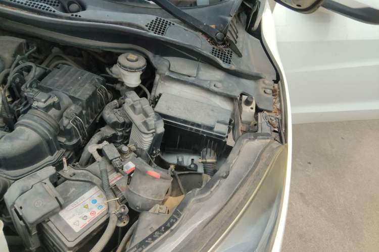 Used Honda Vezel 2015 1.5L CVT two-wheel drive Comfort trim Engine Bay Left