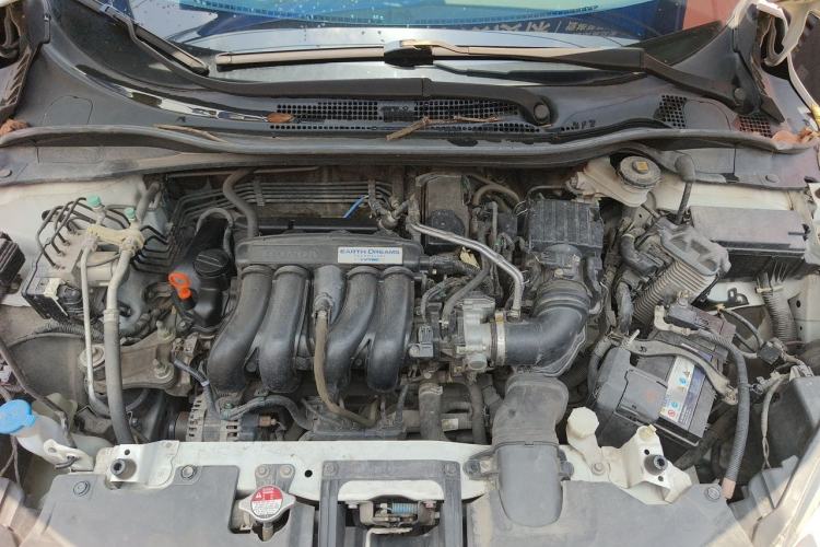 Used Honda Vezel 2015 1.5L CVT two-wheel drive Comfort trim Engine Bay