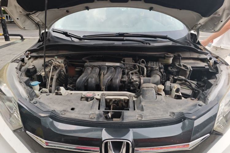 Used Honda Vezel 2015 1.5L CVT two-wheel drive Comfort trim Engine Bay
