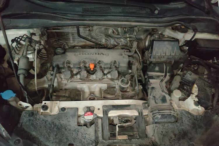 Used Honda Vezel 2015 1.8L CVT 2WD Luxury Model Engine Bay