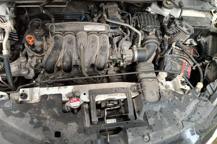 Used Honda Vezel 2015 1.5L CVT two-wheel drive Comfort trim Engine Bay