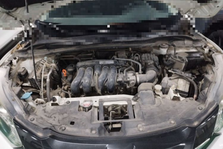 Used Honda Vezel 2015 1.5L CVT two-wheel drive Comfort trim Engine Bay