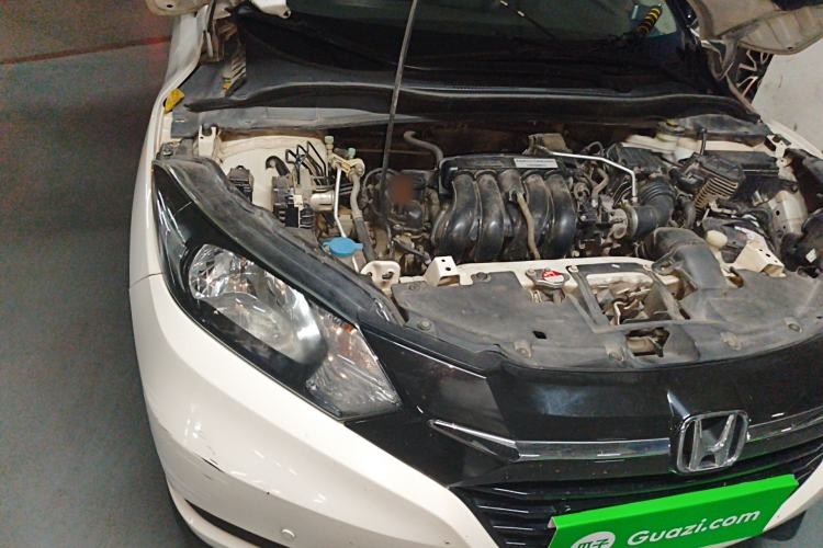 Used Honda Vezel 2015 1.5L CVT two-wheel drive Comfort trim Engine Bay Right