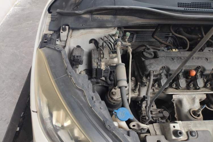 Used Honda Vezel 2015 1.8L CVT Four-Wheel Drive Flagship Model Engine Bay Right