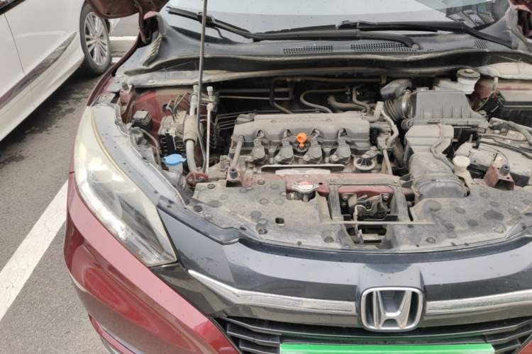 Used Honda Vezel 2015 1.8L CVT Four-Wheel Drive Flagship Model Engine Bay Right
