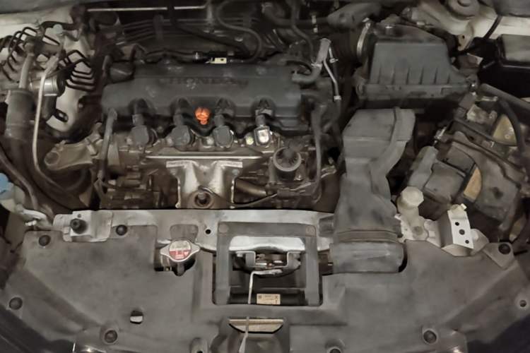 Used Honda Vezel 2015 1.8L CVT 2WD Elite Model Engine Bay