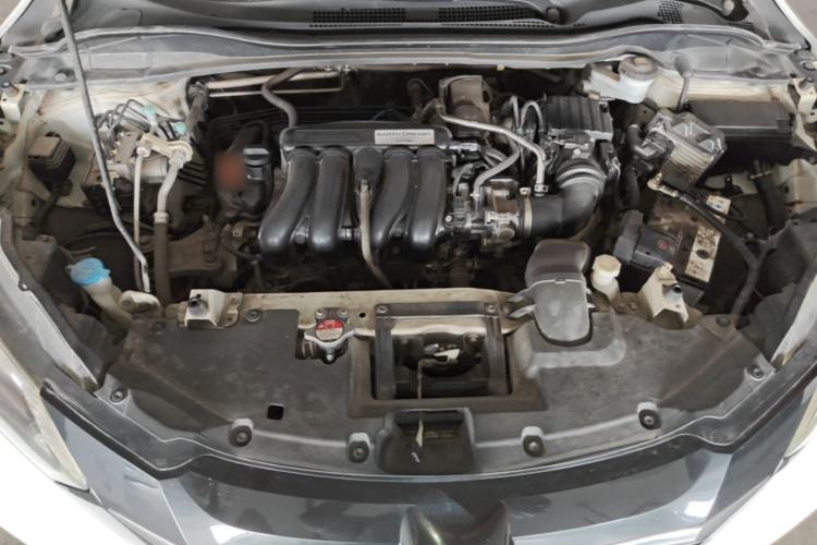 Used Honda Vezel 2015 1.5L CVT two-wheel drive Comfort trim Engine Bay
