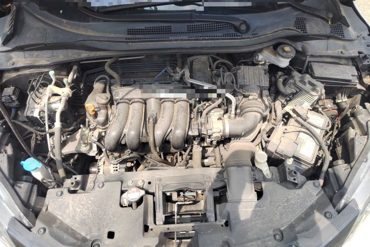 Used Honda Vezel 2015 1.5L CVT two-wheel drive Comfort trim Engine Bay
