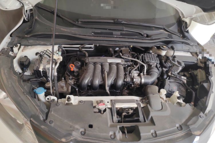 Used Honda Vezel 2015 1.5L CVT two-wheel drive Comfort trim Engine Bay