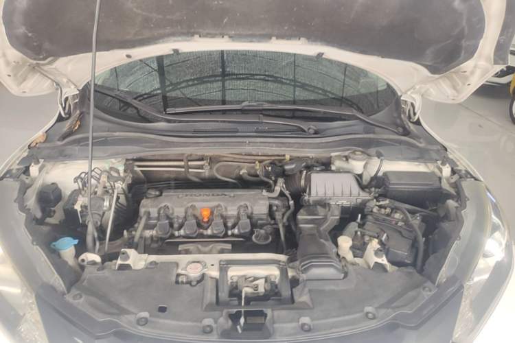 Used Honda Vezel 2015 1.8L CVT 2WD Elite Model Engine Bay