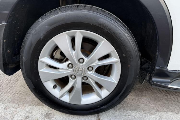 Used Honda Vezel 2015 1.5L CVT two-wheel drive Comfort trim Exterior 1