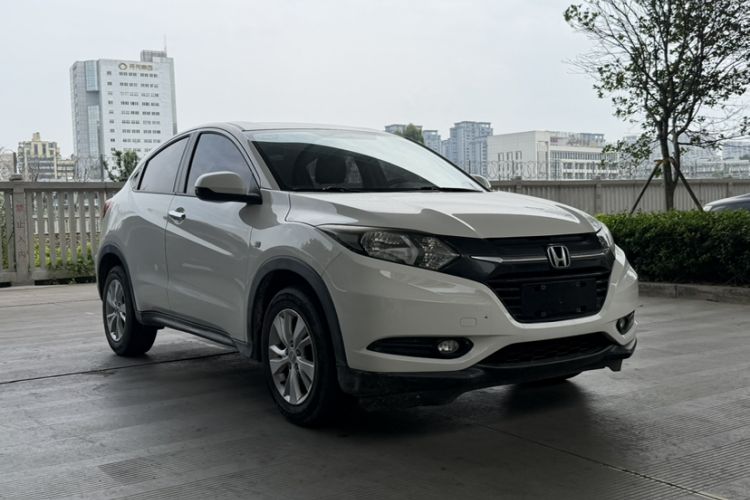 Used Honda Vezel 2015 1.5L CVT two-wheel drive Comfort trim Exterior 2
