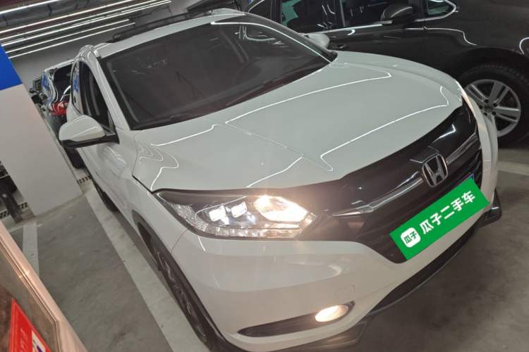Used Honda Vezel 2015 1.8L CVT Four-Wheel Drive Flagship Model Exterior 2