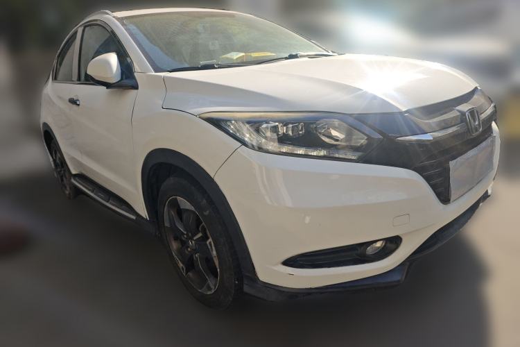 Used Honda Vezel 2015 1.8L CVT 2WD Luxury Model Exterior 2