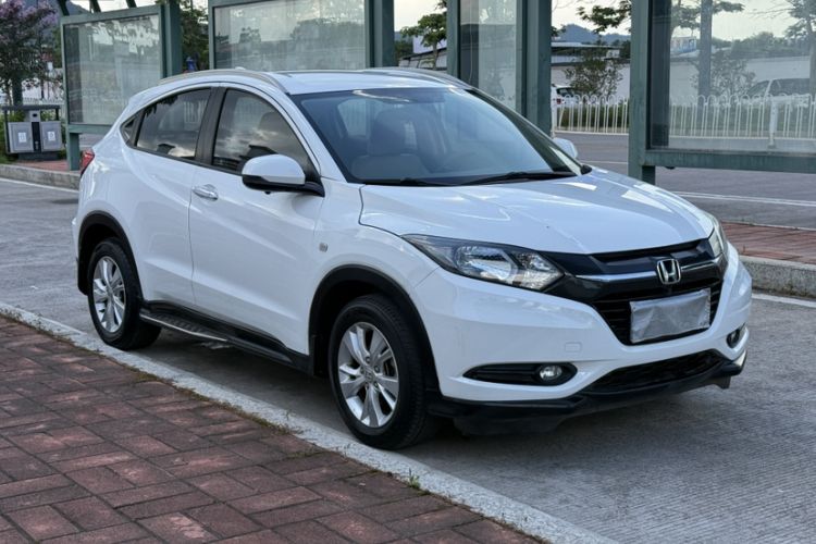Used Honda Vezel 2015 1.5L CVT two-wheel drive Comfort trim Exterior 3