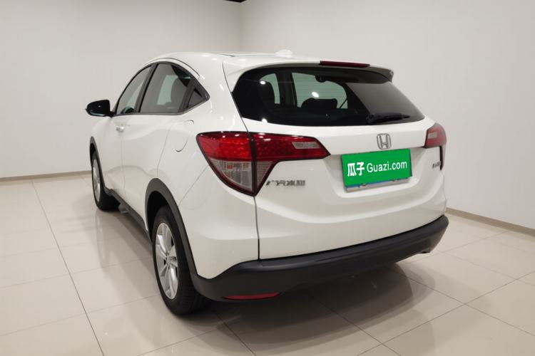 Used Honda Vezel 2015 1.5L CVT two-wheel drive Comfort trim Exterior 3