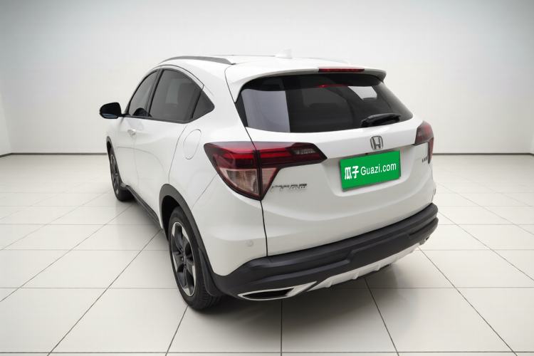 Used Honda Vezel 2015 1.8L CVT 2WD Luxury Model Exterior 3