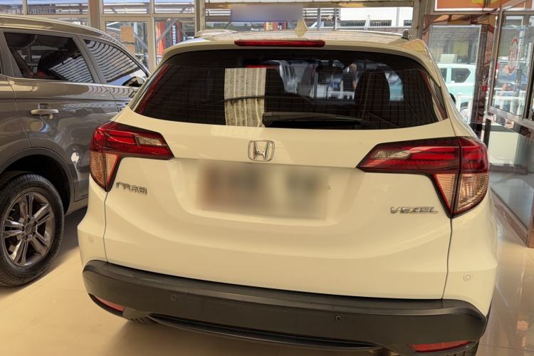 Used Honda Vezel 2015 1.8L CVT 2WD Luxury Model Exterior 4