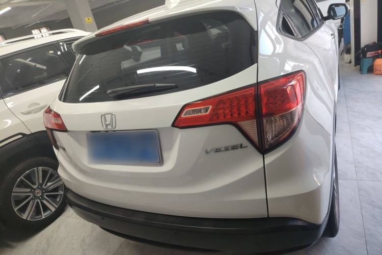 Used Honda Vezel 2015 1.5L manual two-wheel drive Comfort trim level Exterior 4