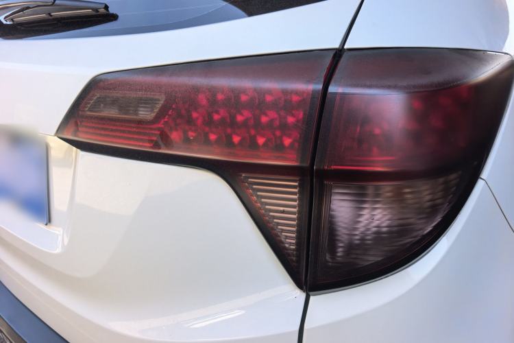 Used Honda Vezel 2015 1.5L CVT two-wheel drive Comfort trim Exterior 5