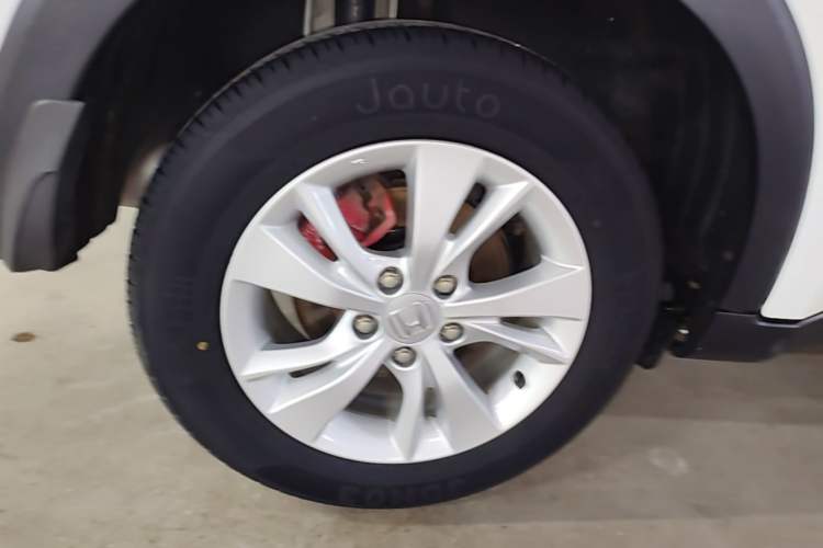 Used Honda Vezel 2015 1.5L CVT two-wheel drive Comfort trim Exterior 5